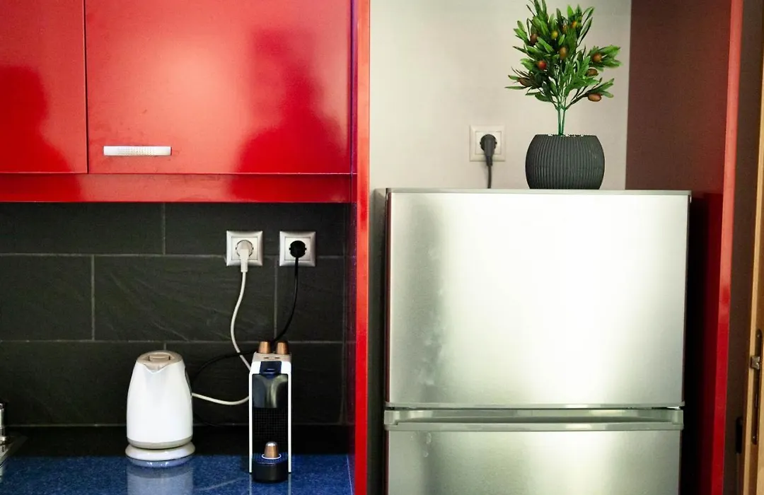 Warm & Trendy Apartment-1
